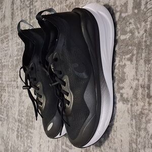 Clove | Womens Black Alto Supercush